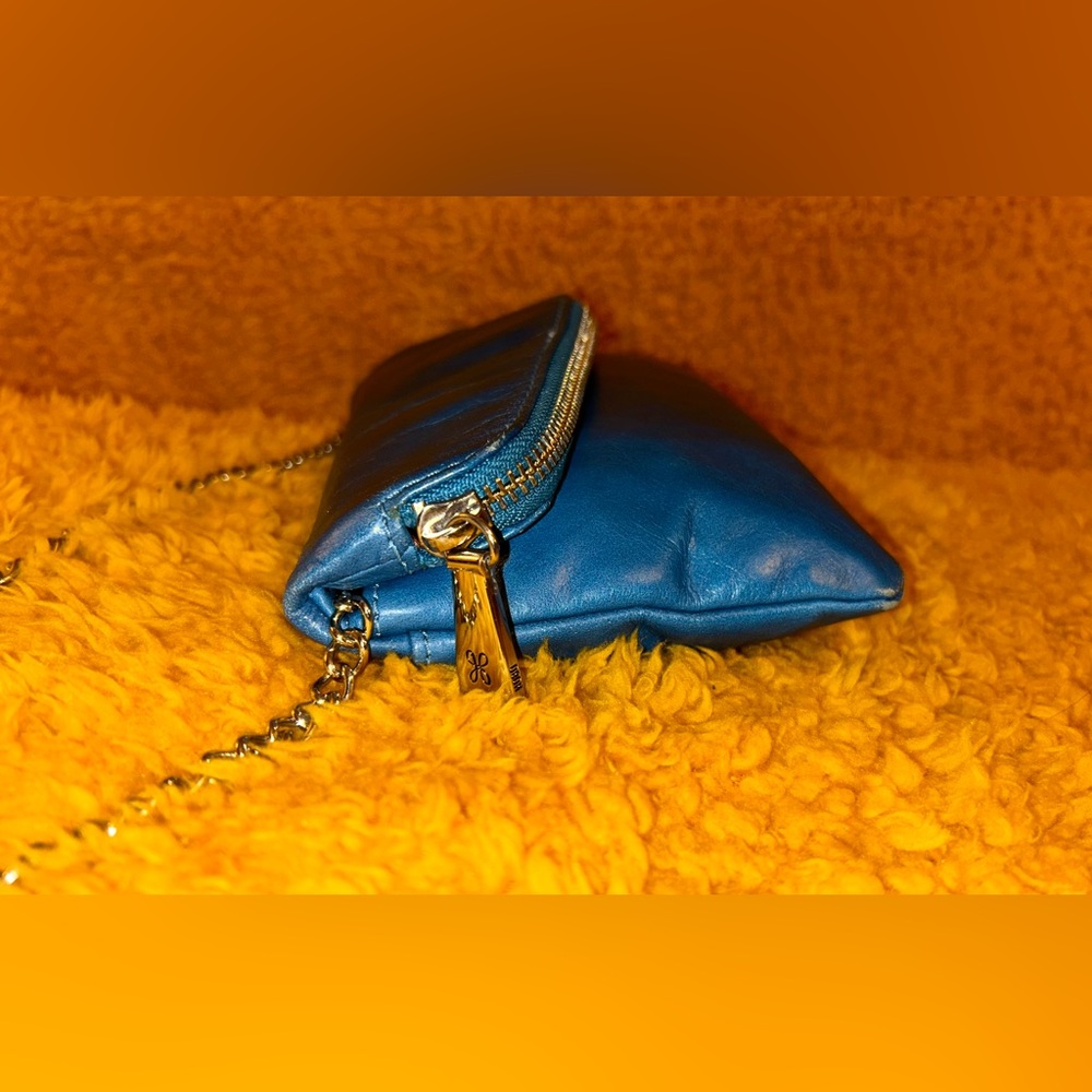 HOBO International Vintage Daria Convertible Crossbody Clutch - Picture 5 of 8